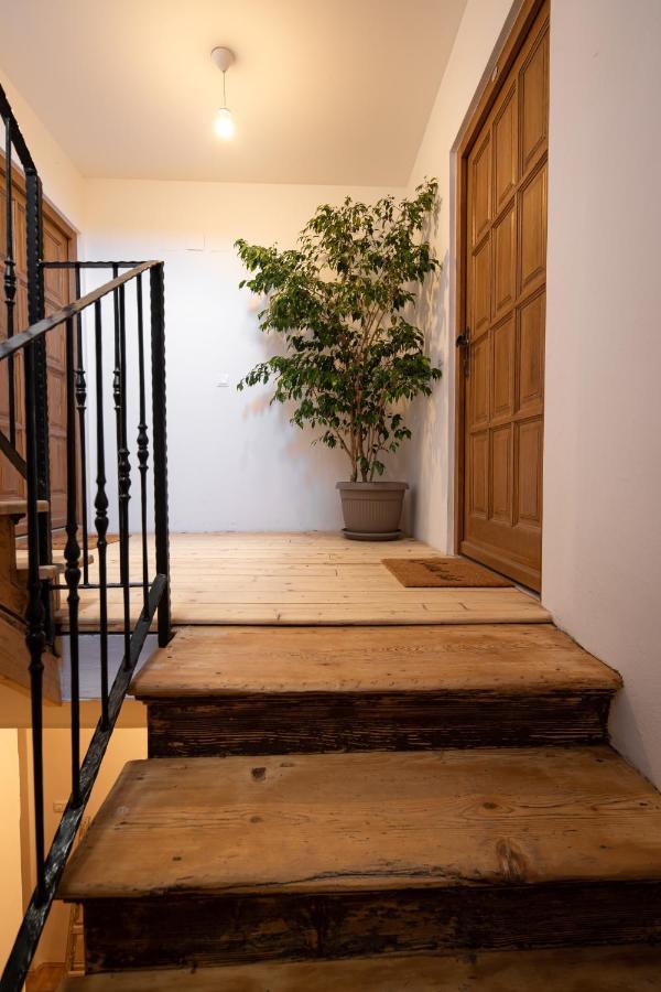 Appartement Forum 2 *