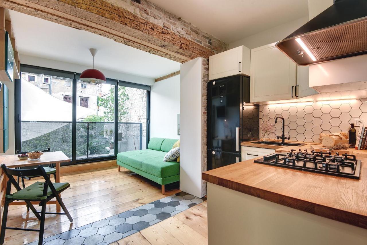 Apartment Forum 2 *